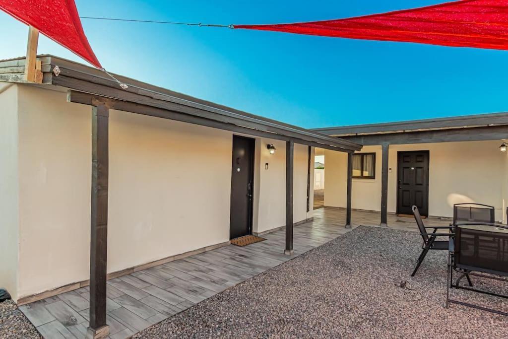 Phoenix Retreat - Studio With King Bed - 10 Min From Airp - Unit C Exterior photo